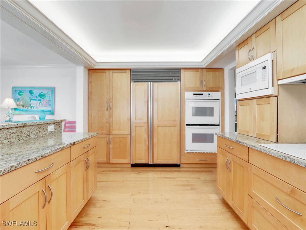 10851 Gulf Shore Drive #605 Naples FL 34108 225043312 image11