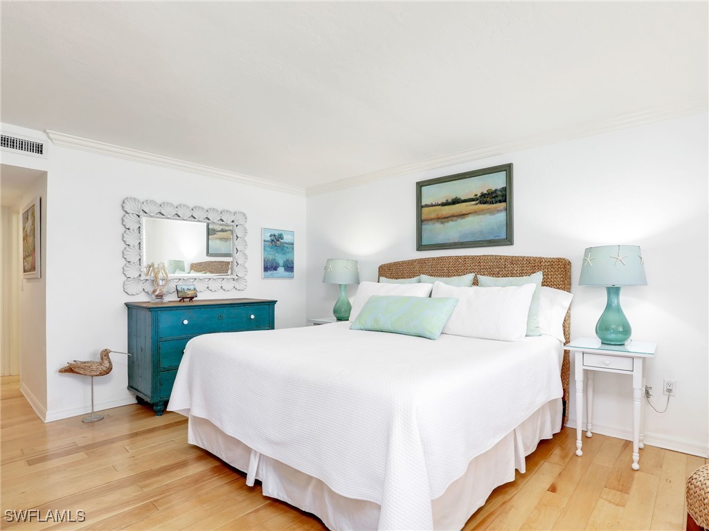 10851 Gulf Shore Drive #605 Naples FL 34108 225043312 image17