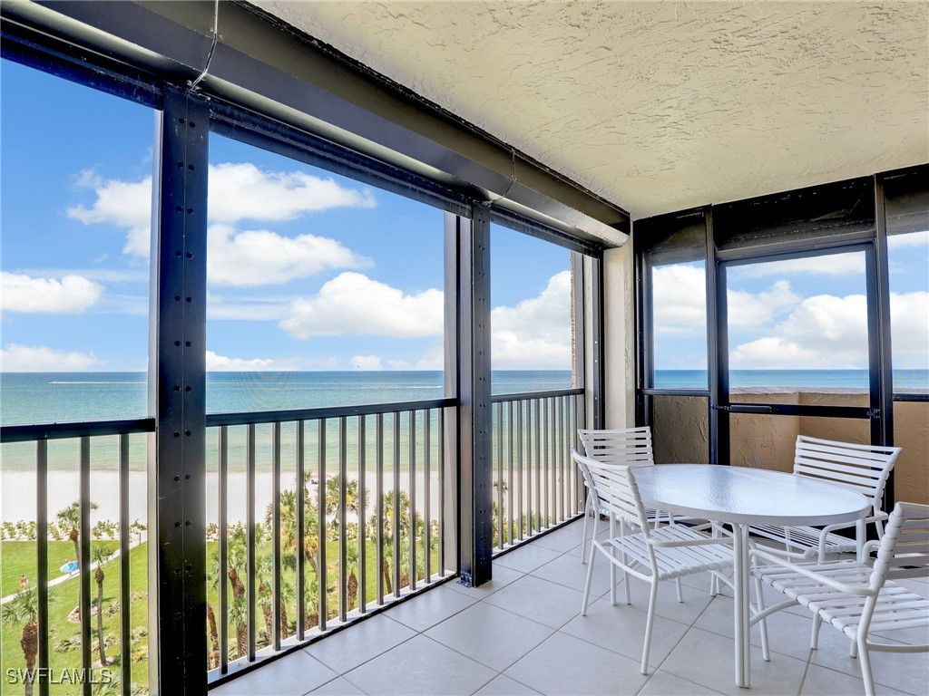 10851 Gulf Shore Drive #605 Naples FL 34108 225043312 image7