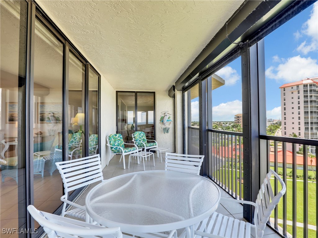 10851 Gulf Shore Drive #605 Naples FL 34108 225043312 image8