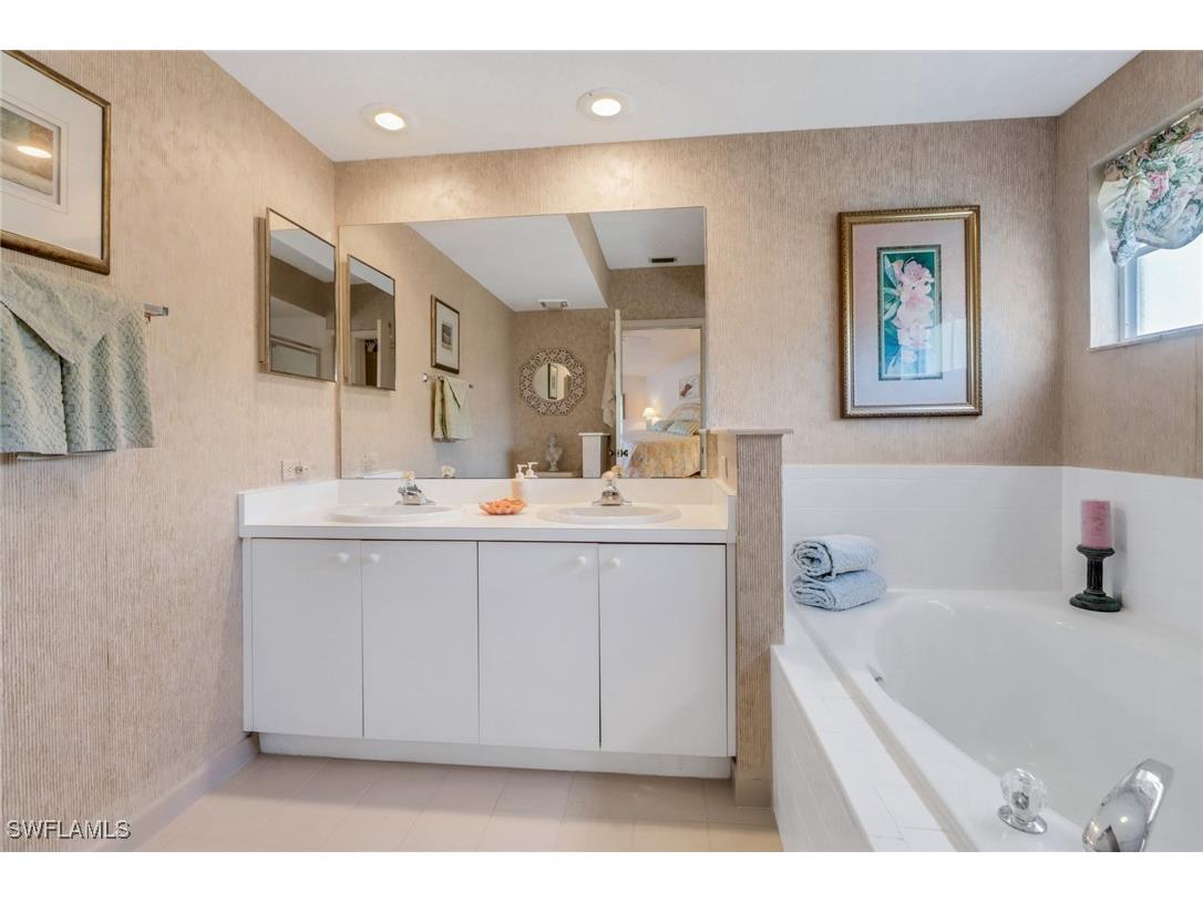 110 Siena Way #206 Naples FL 34119 225030502 image20