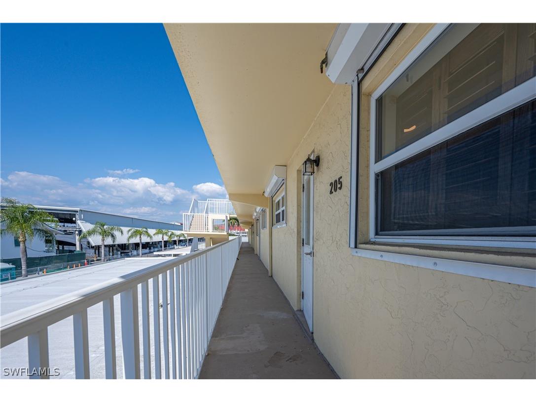 1100 8th Avenue S #A205 Naples FL 34102 224055836 image31