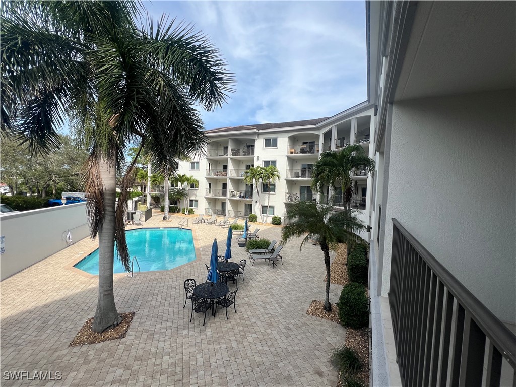 1100 Pine Ridge Road #B206 Naples FL 34108 225038404 image1