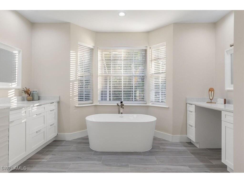 1100 Royal Palm Drive Naples FL 34103 225045143 image13