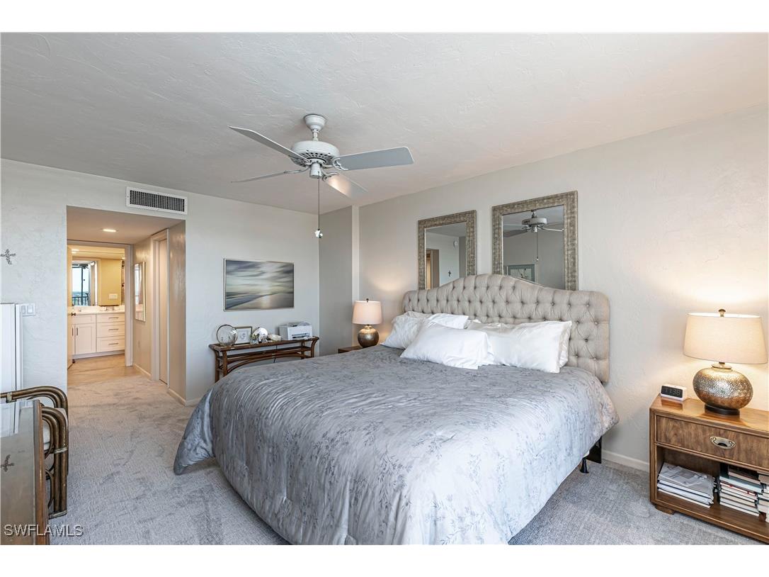 11030 Gulf Shore Drive #901 Naples FL 34108 225049585 image18