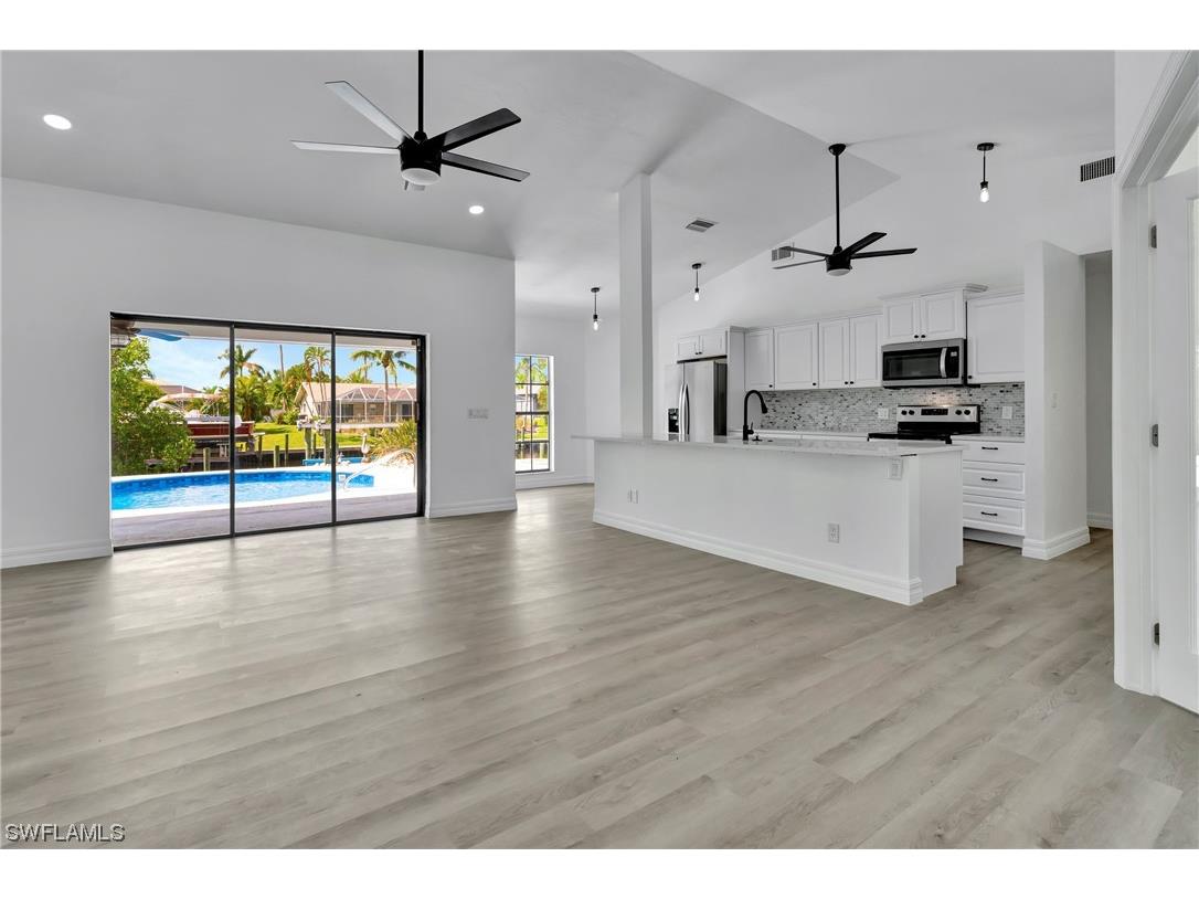 1106 SE 23rd Place Cape Coral FL 33990 223071404 image1