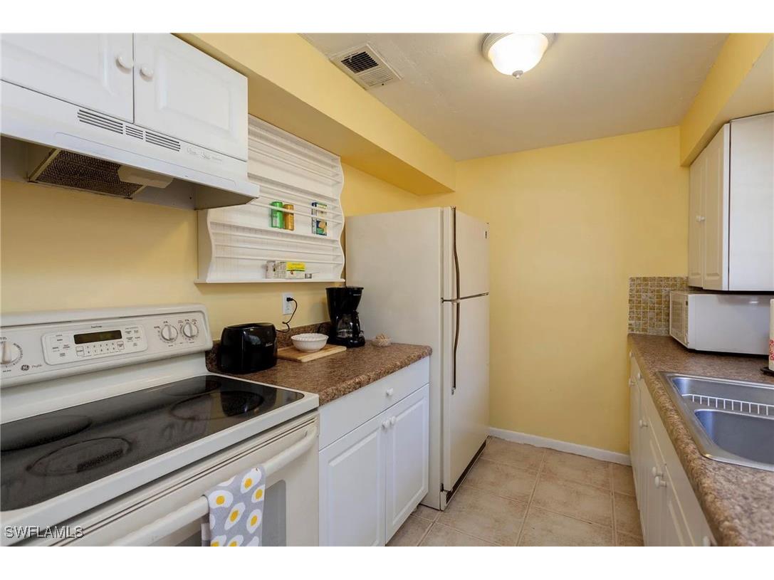 11093 Kelly Road Fort Myers FL 33908 225037437 image5