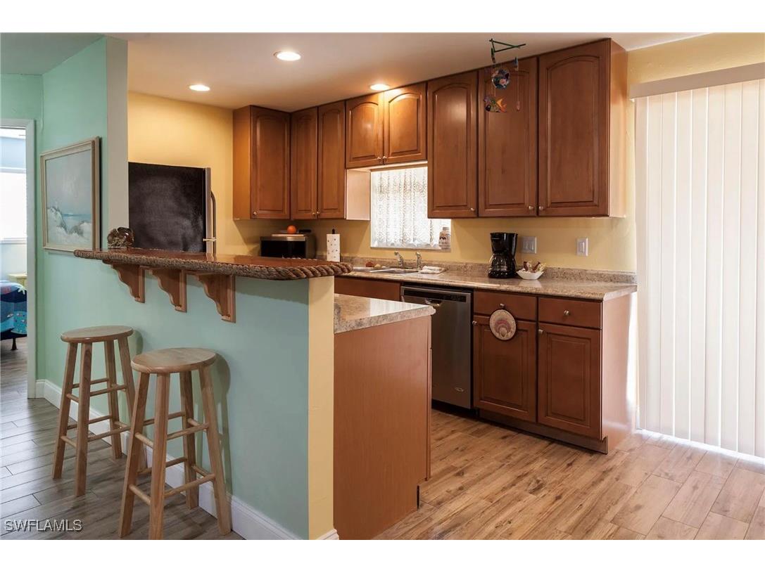 11093 Kelly Road Fort Myers FL 33908 225037437 image8