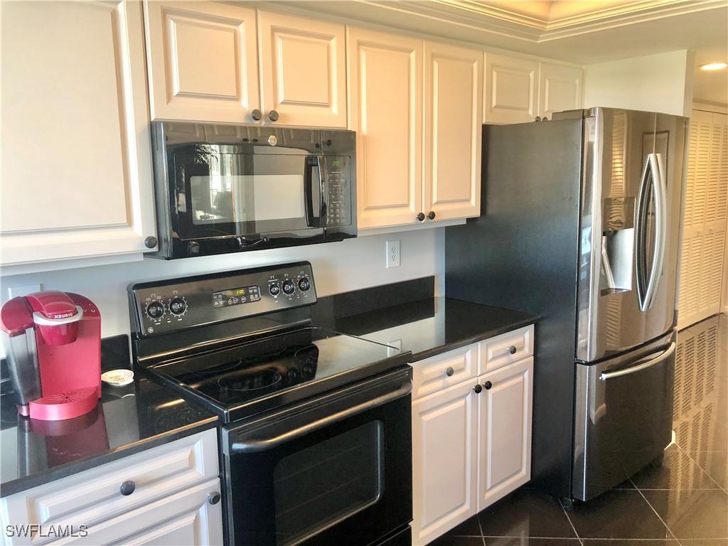 11116 Gulf Shore Drive #B-801 Naples FL 34108 225033527 image15