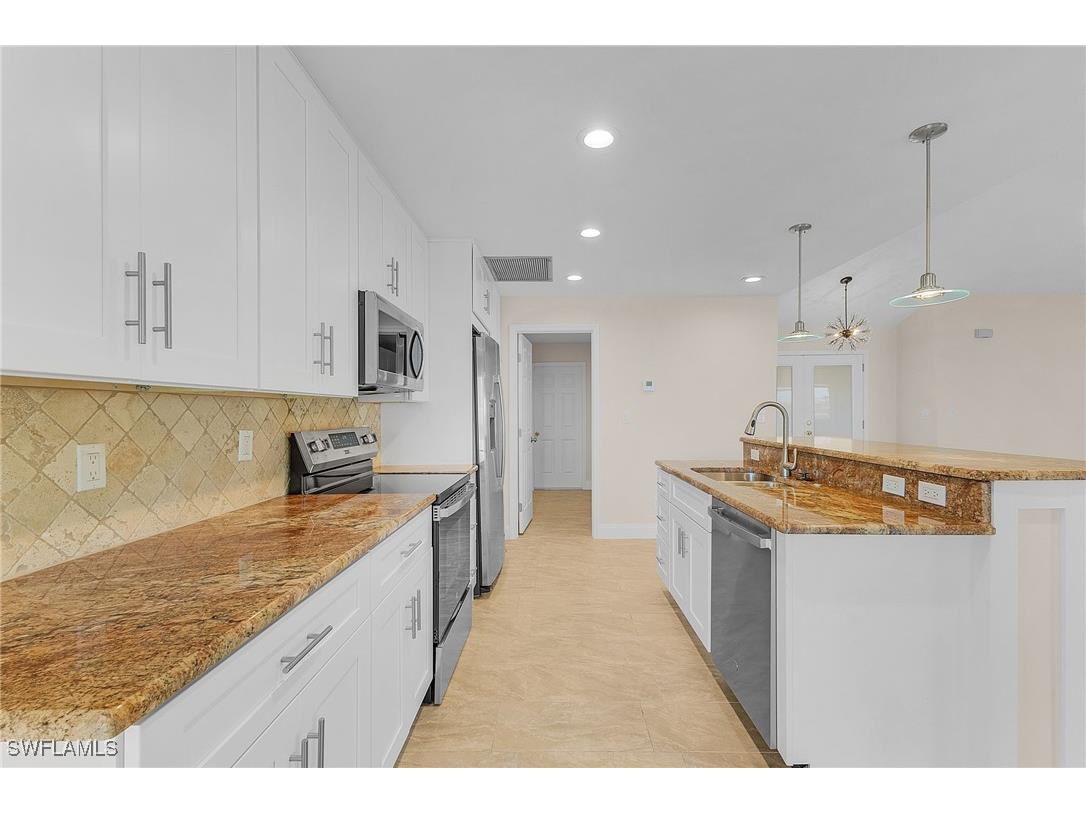 1113 Sand Castle Road Sanibel FL 33957 224105056 image10