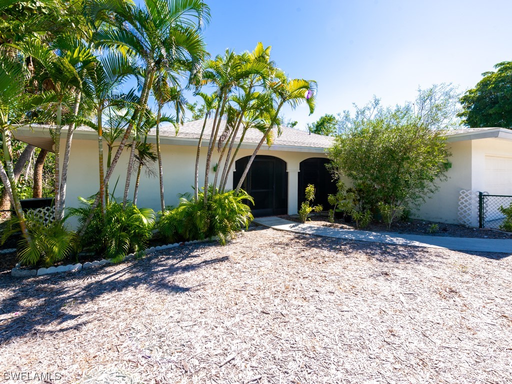 1113 Skiff Place Sanibel FL 33957 223078944 image2
