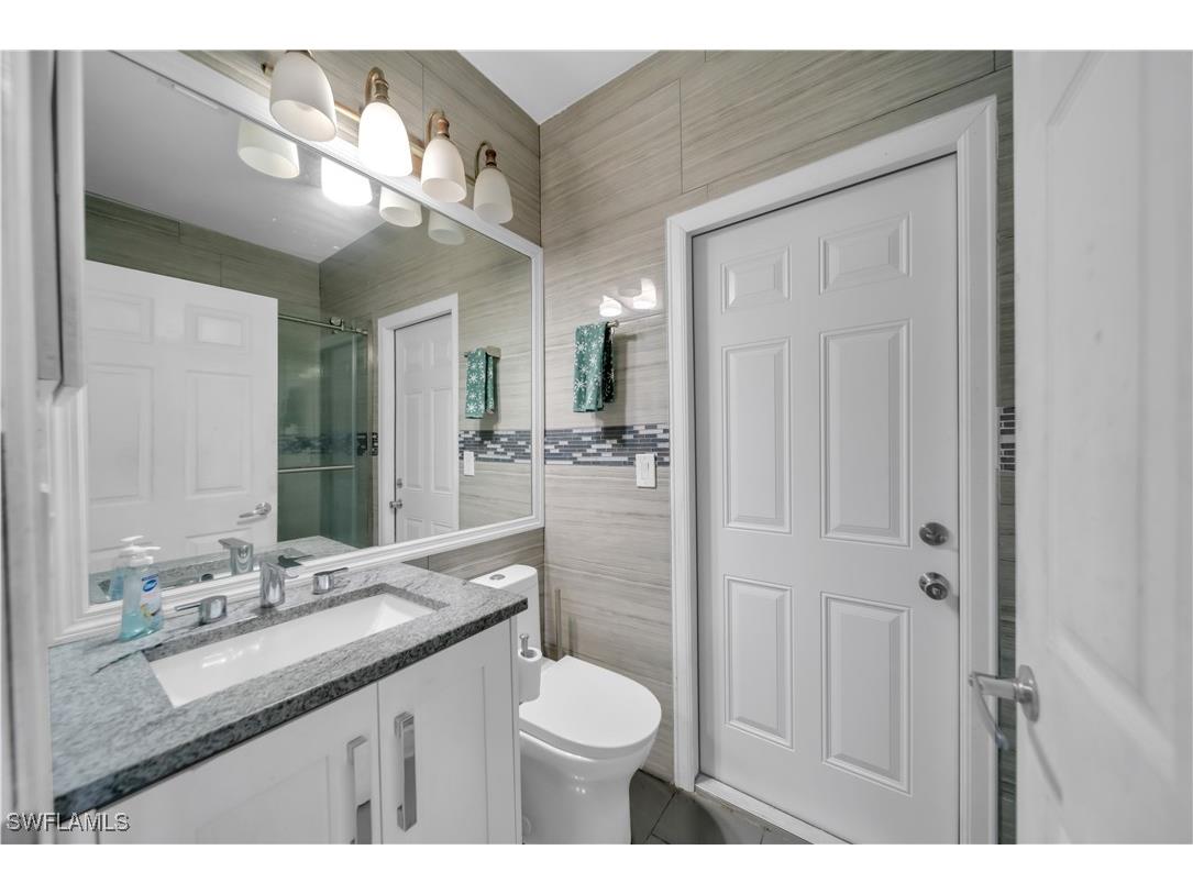 11141 Lakeland Circle Fort Myers FL 33913 225049955 image32