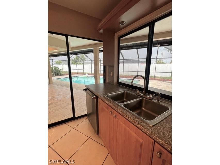 1115 SE 30th Terrace Cape Coral FL 33904 224037388 image4