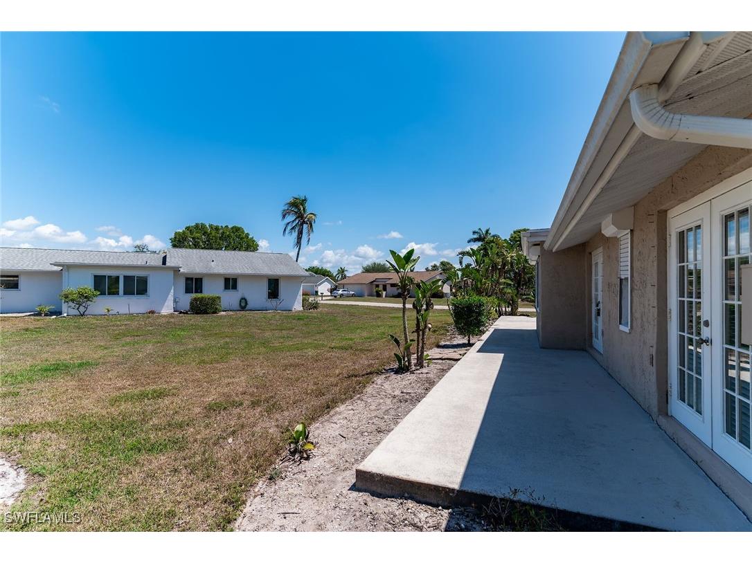 112 Blue Ridge Drive #55 Naples FL 34112 225035875 image23