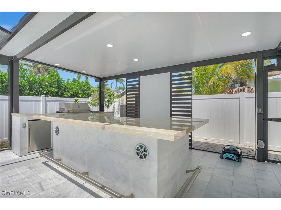 112 Capri Boulevard Naples FL 34113 225037893 image1