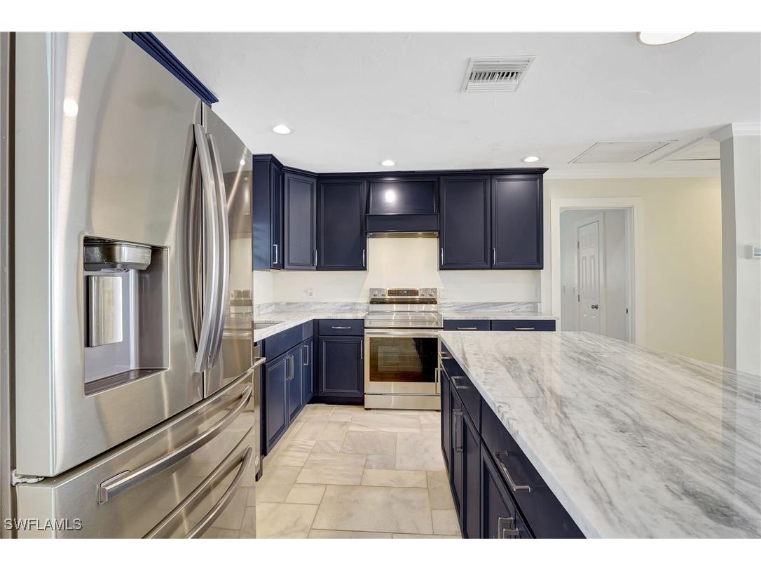 112 Capri Boulevard Naples FL 34113 225037893 image9