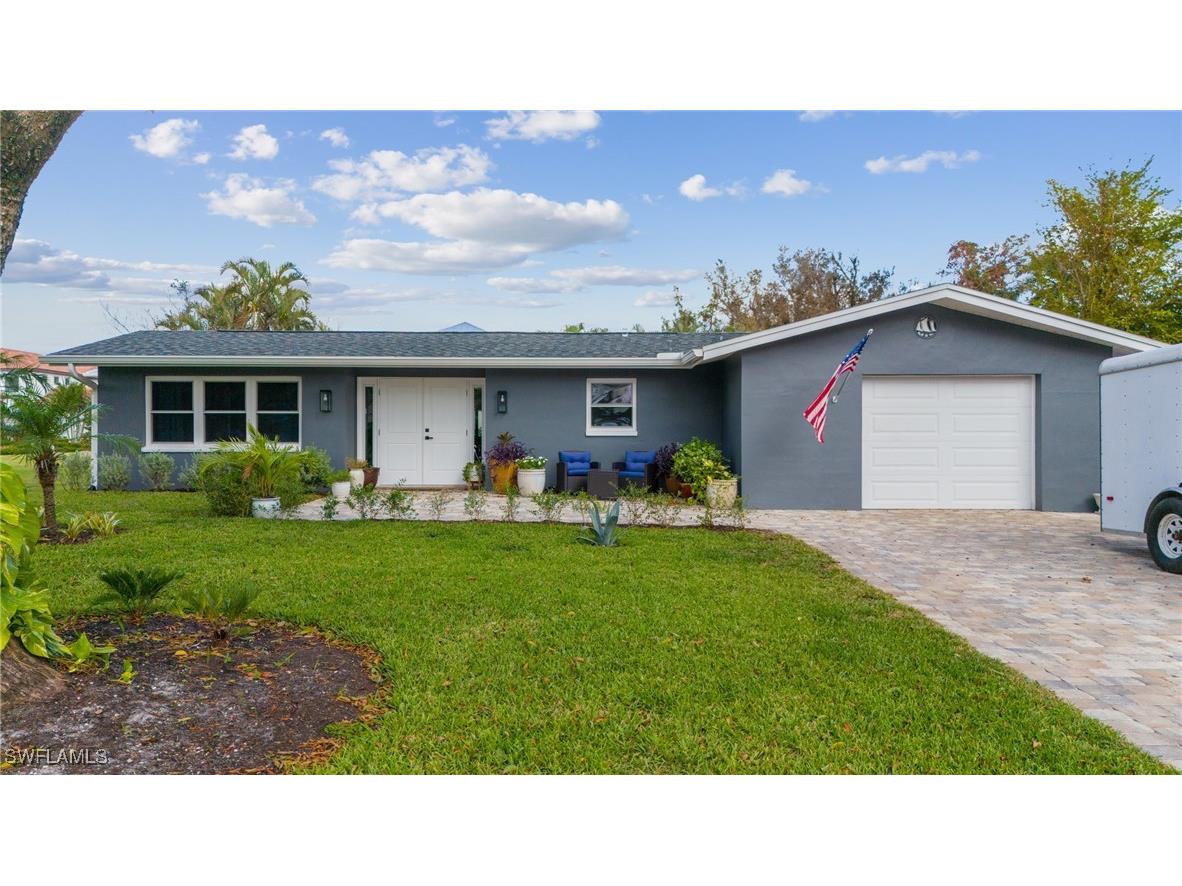 1121 Vesper Drive Fort Myers FL 33901 225040665 image1