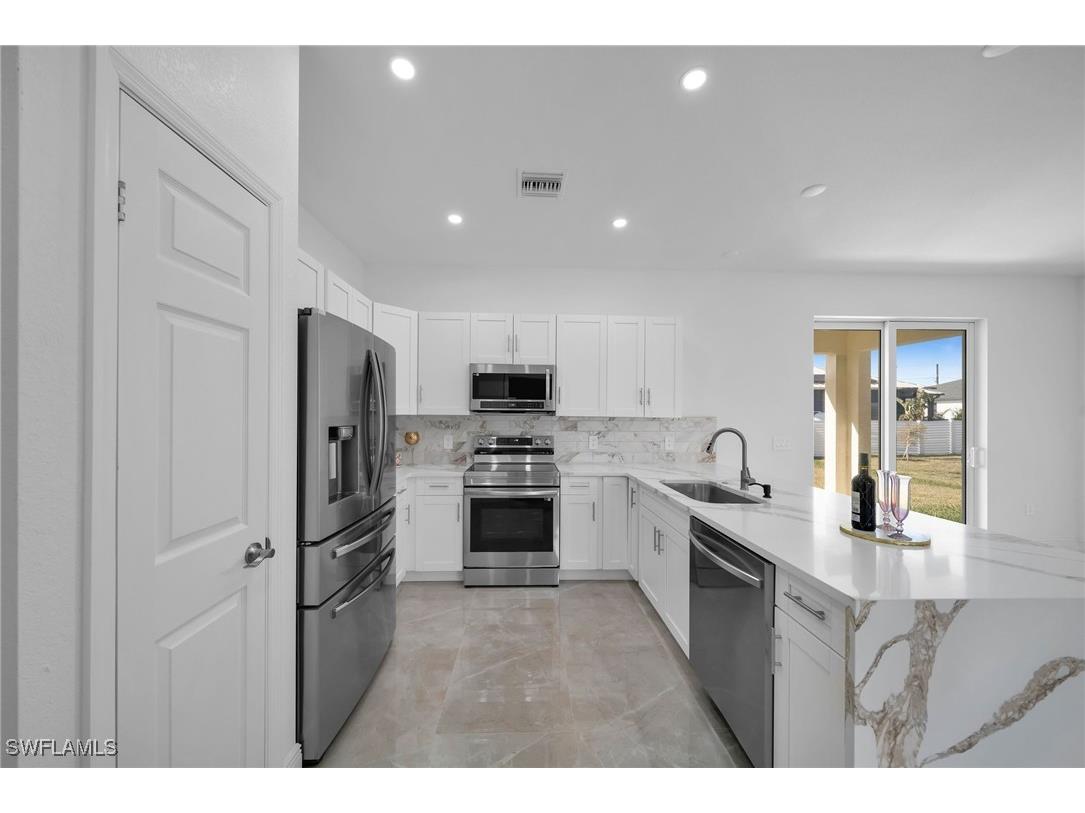 1122 NW 15th Terrace Cape Coral FL 33993 225031926 image10