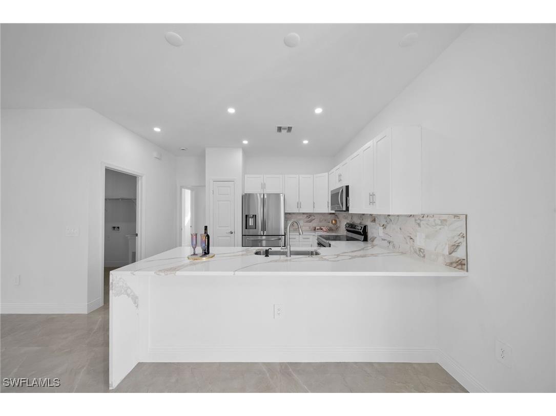 1122 NW 15th Terrace Cape Coral FL 33993 225031926 image8