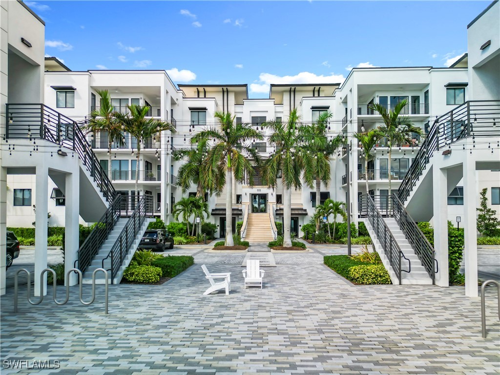 1125 Central Avenue #462 Naples FL 34102 225047012 image1