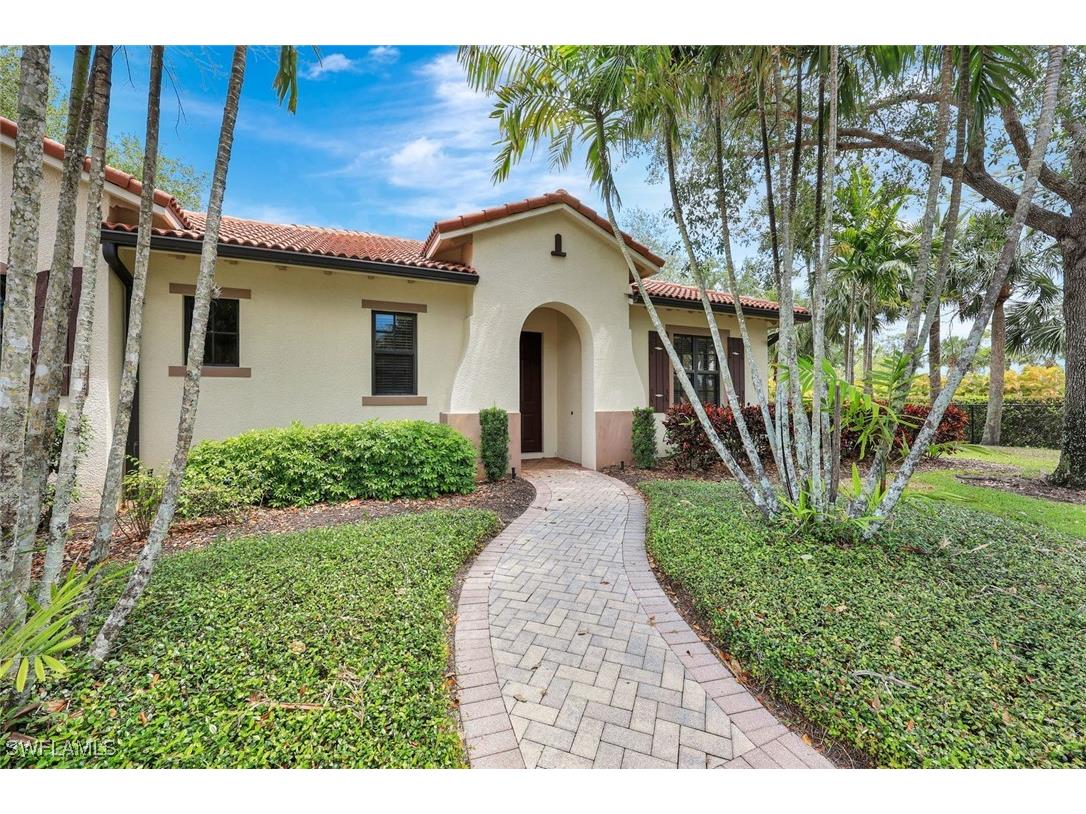 1126 Medan Court N #35 Naples FL 34113 225044822 image1