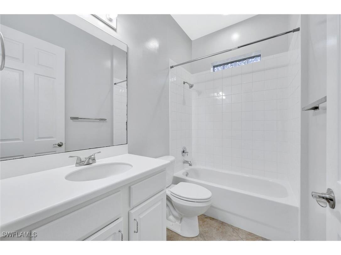 1126 Medan Court N #35 Naples FL 34113 225044822 image16