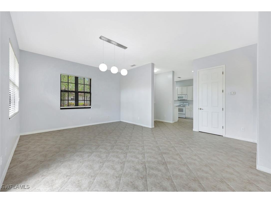 1126 Medan Court N #35 Naples FL 34113 225044822 image4