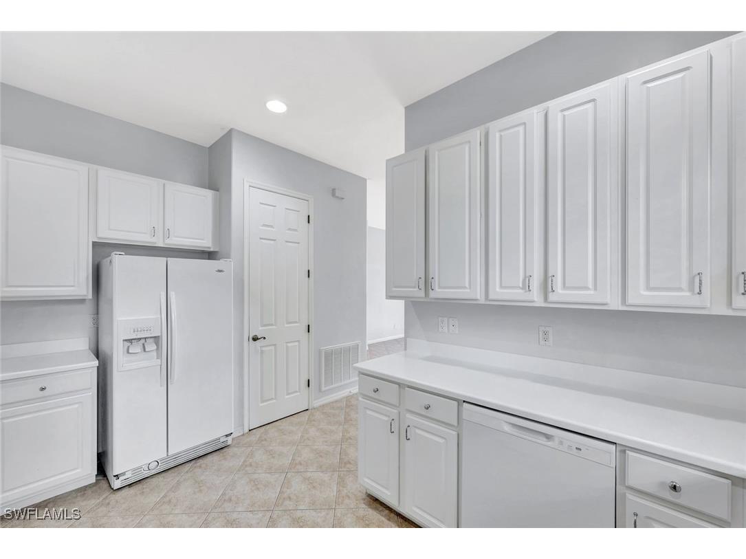 1126 Medan Court N #35 Naples FL 34113 225044822 image9