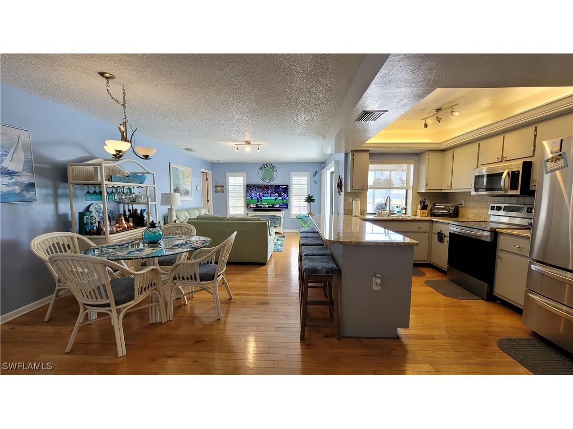 1126 SE 13th Terrace Cape Coral FL 33990 225013699 image7