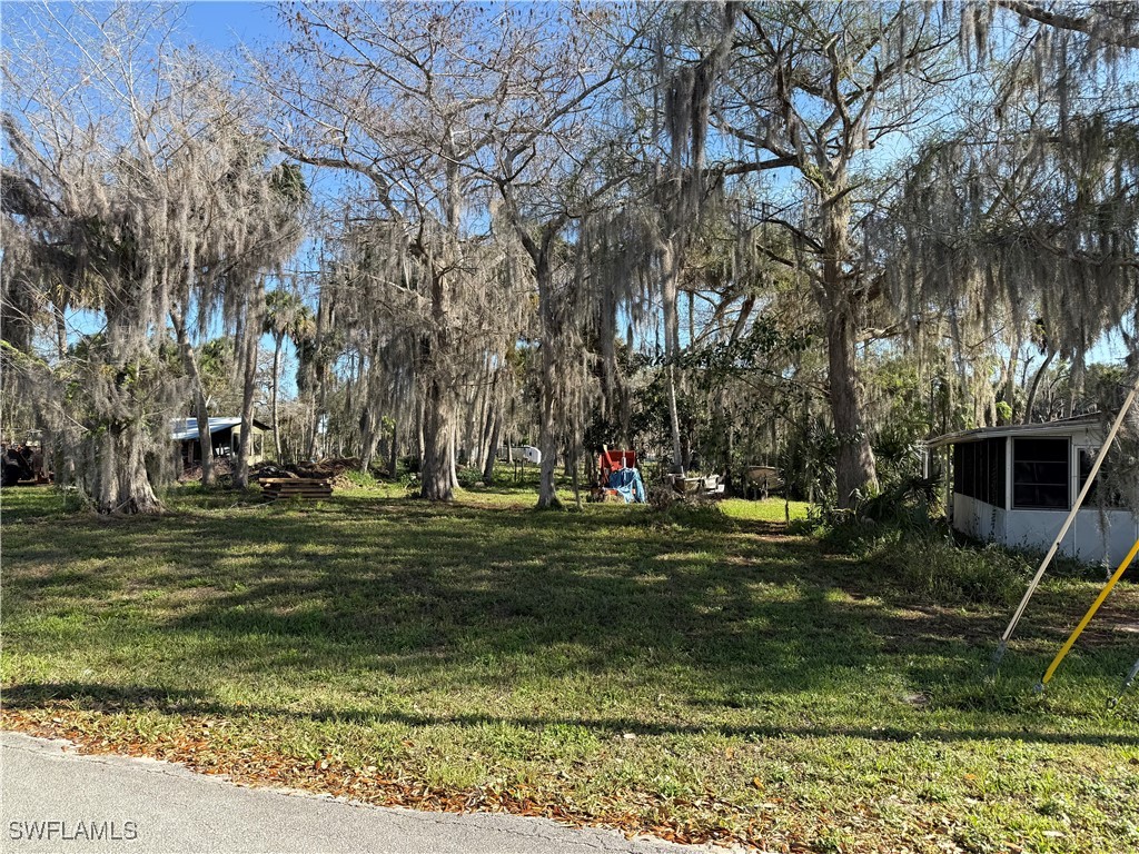 1129 Martin Boulevard Moore Haven FL 33471 225018502 image2