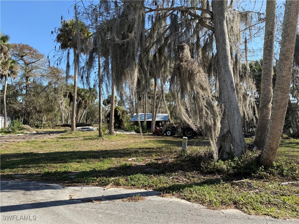 1129 Martin Boulevard Moore Haven FL 33471 225018502 image4