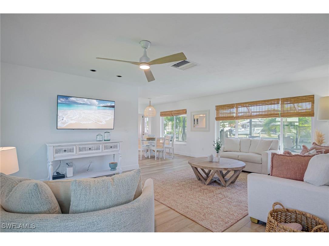 1131 Fern Court Marco Island FL 34145 225029941 image5