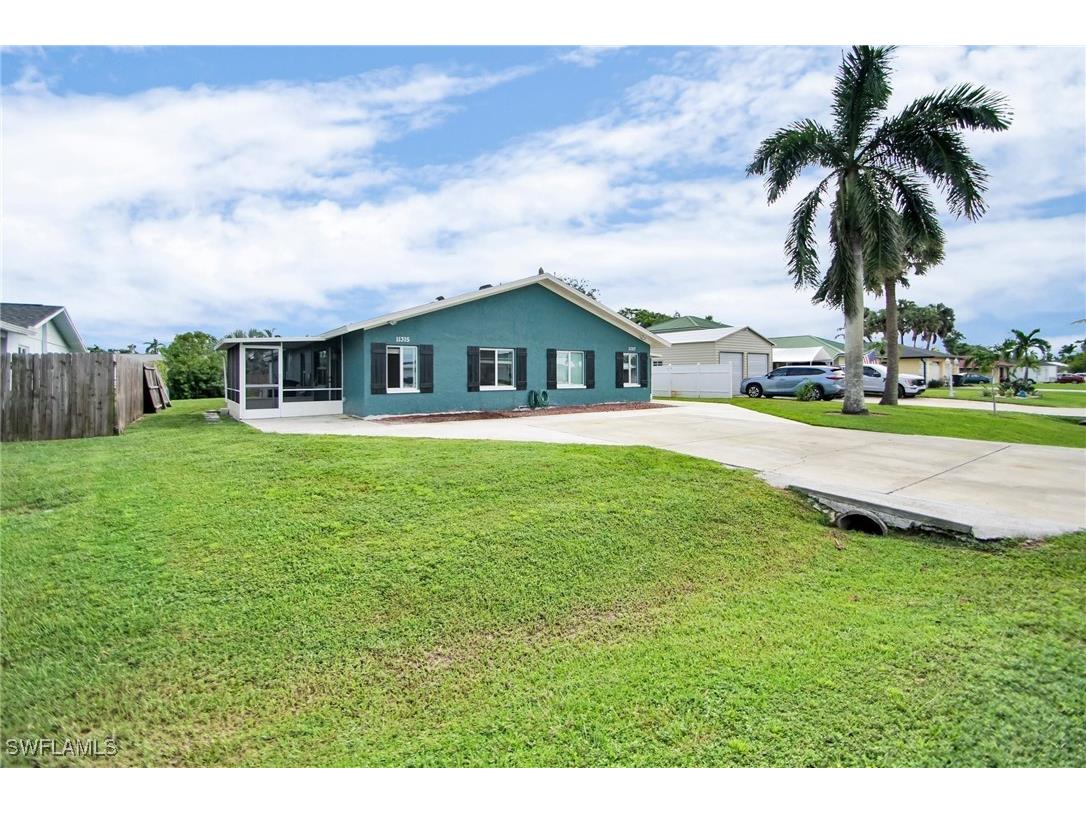 11315/17 Summerwinds Court Fort Myers FL 33908 224018946 image1