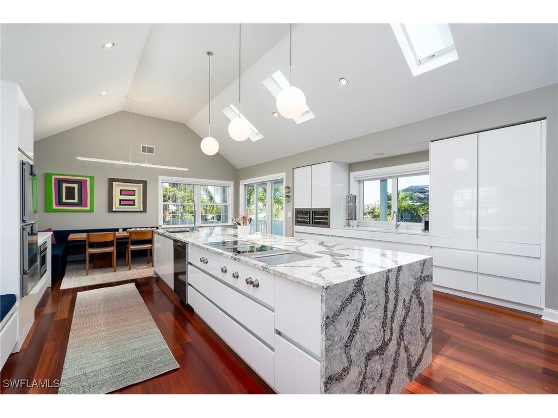 1133 Golden Olive Court Sanibel FL 33957 224081835 image10