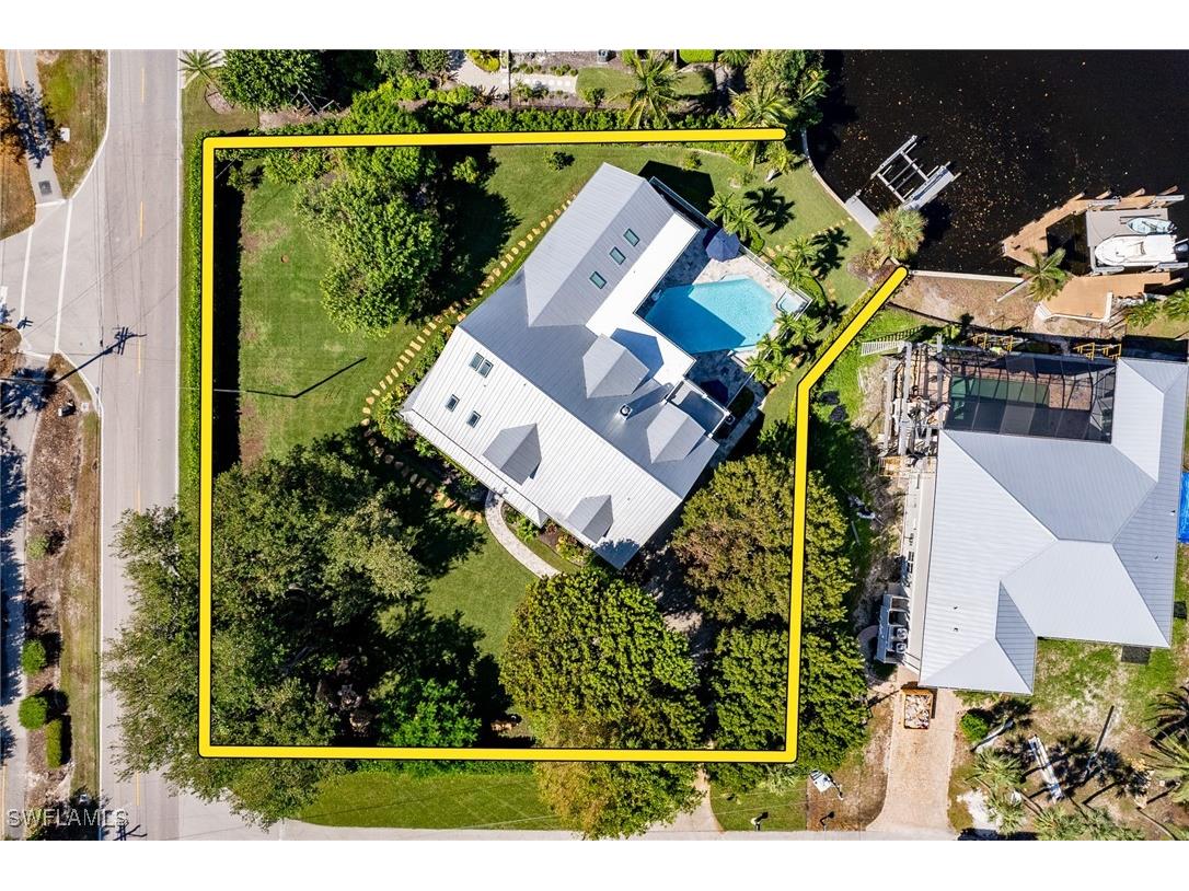 1133 Golden Olive Court Sanibel FL 33957 224081835 image3