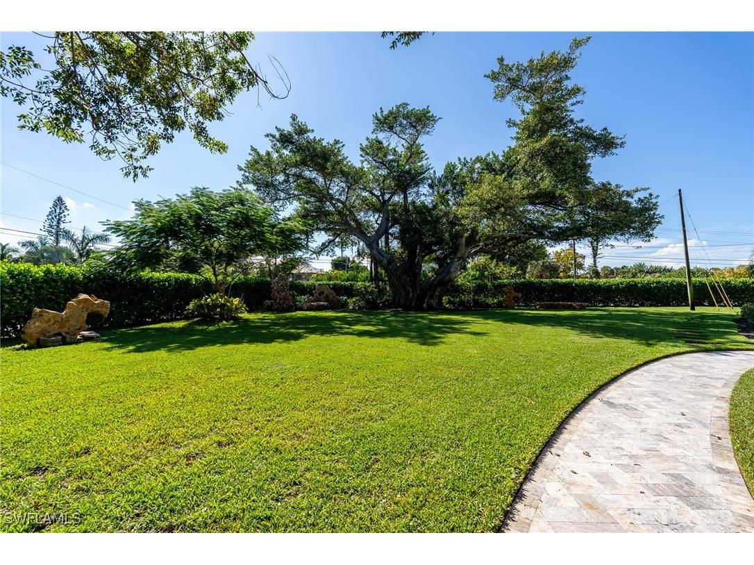 1133 Golden Olive Court Sanibel FL 33957 224081835 image46