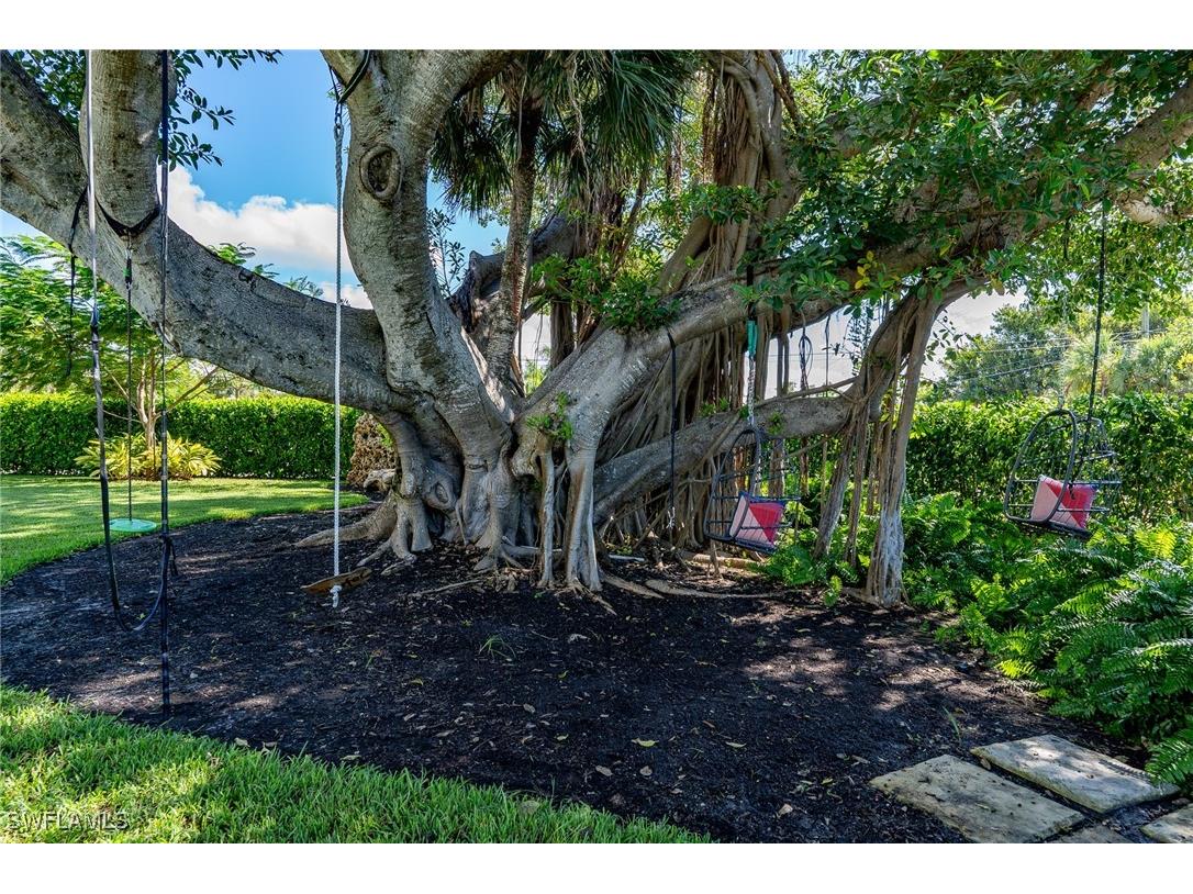 1133 Golden Olive Court Sanibel FL 33957 224081835 image47