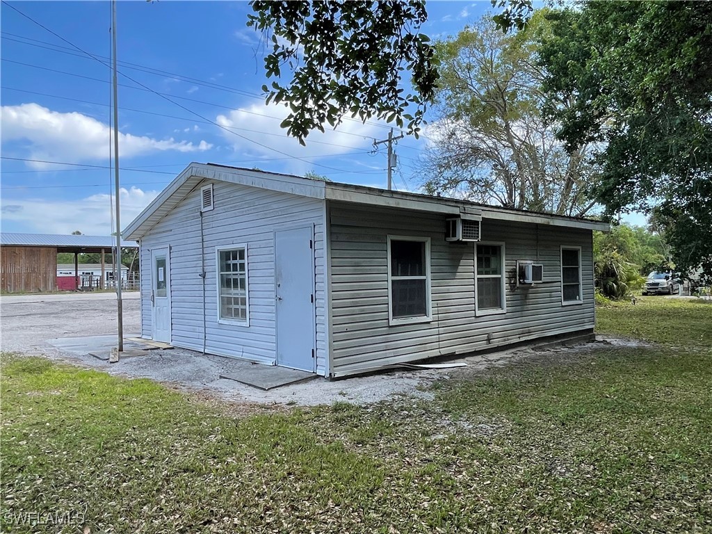 1134 Broadway Street Palmdale FL 33944 225045554 image5