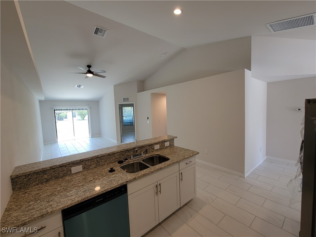 1138/1140 SE 9th Court Cape Coral FL 33990 224081515 image5