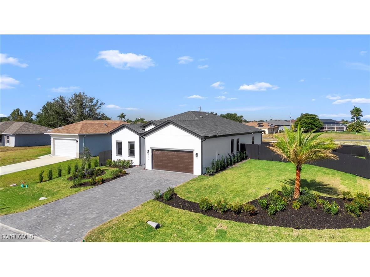 1140 NE 5th Place Cape Coral FL 33909 225047926 image2