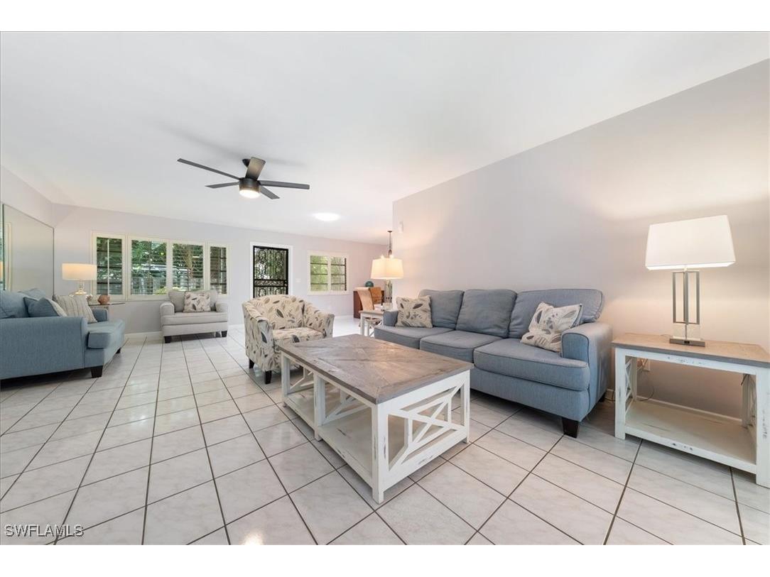 1147 Shady Rest Lane Naples FL 34103 225036531 image1