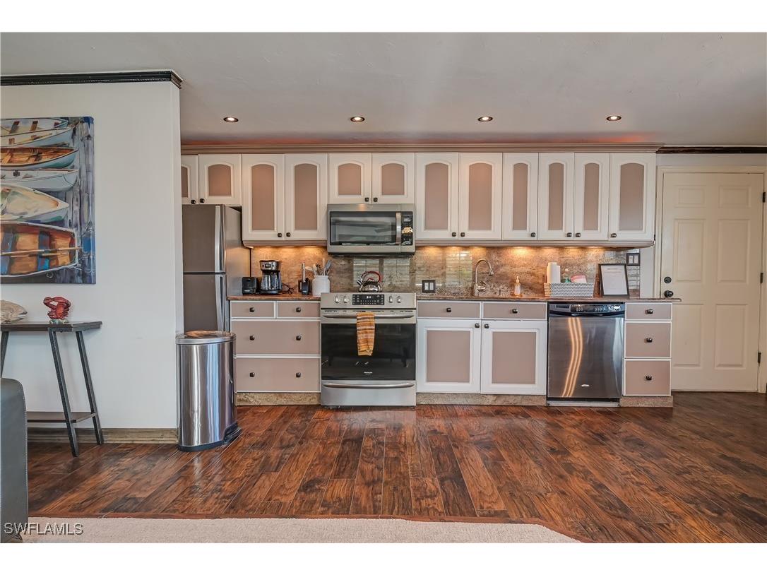 115 Eucalyptus Court Fort Myers Beach FL 33931 225006749 image10