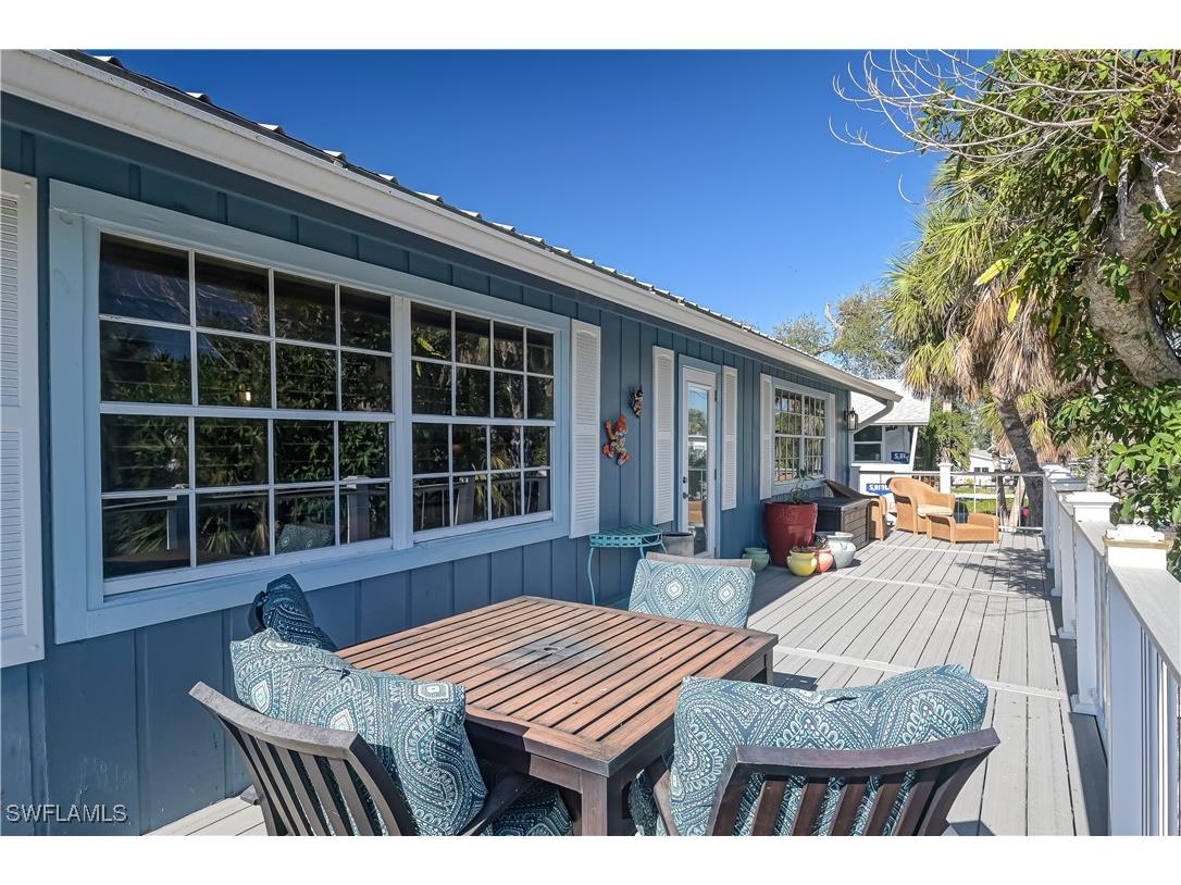 115 Eucalyptus Court Fort Myers Beach FL 33931 225006749 image4