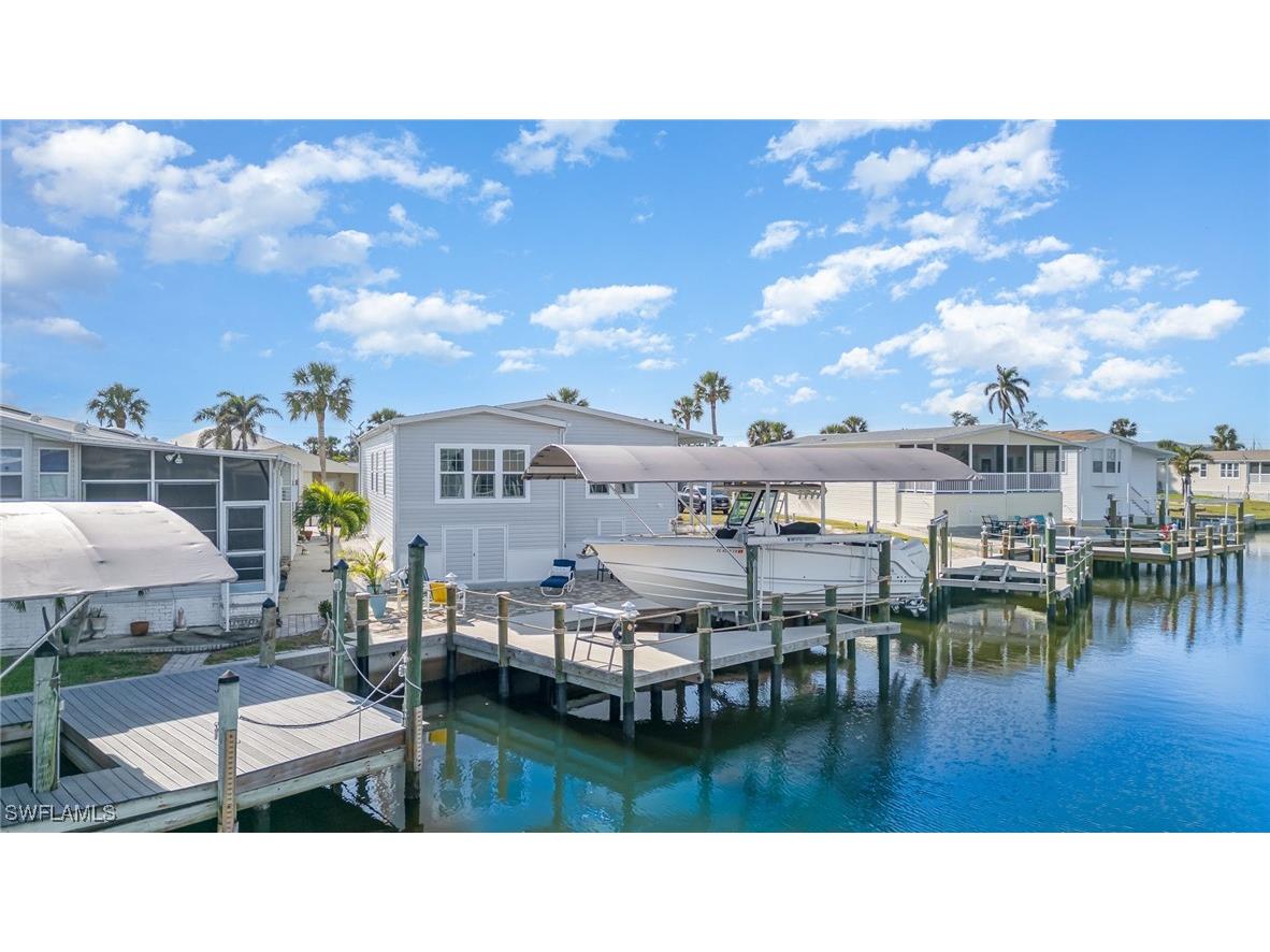11511 Dogwood Lane Fort Myers Beach FL 33931 225022098 image1