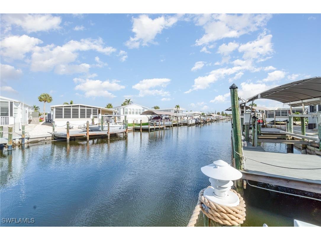 11511 Dogwood Lane Fort Myers Beach FL 33931 225022098 image3