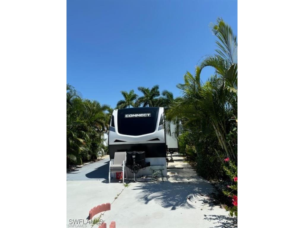 11541 Slipper Shell Drive Fort Myers FL 33908 225029127 image1