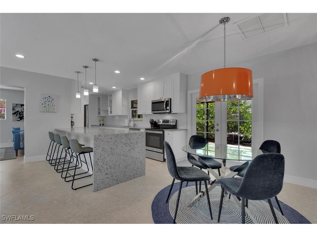 1155 6th Street S Naples FL 34102 225046626 image9