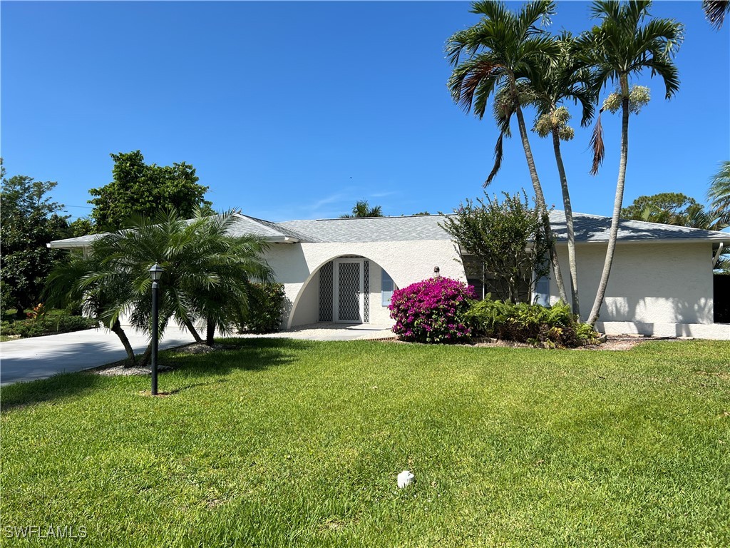 116 Short Court Naples FL 34112 225046166 image1