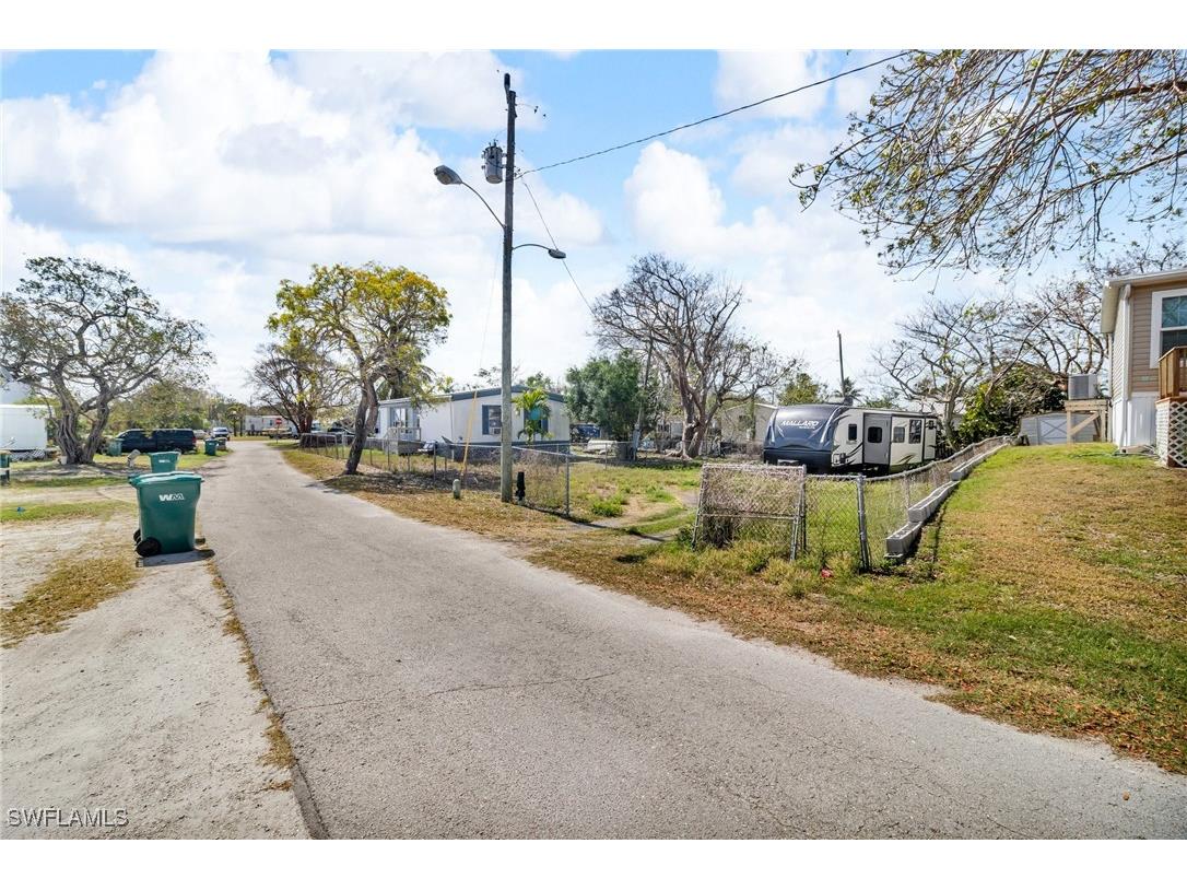 1160 Rewis Drive Chokoloskee FL 34138 225039577 image5