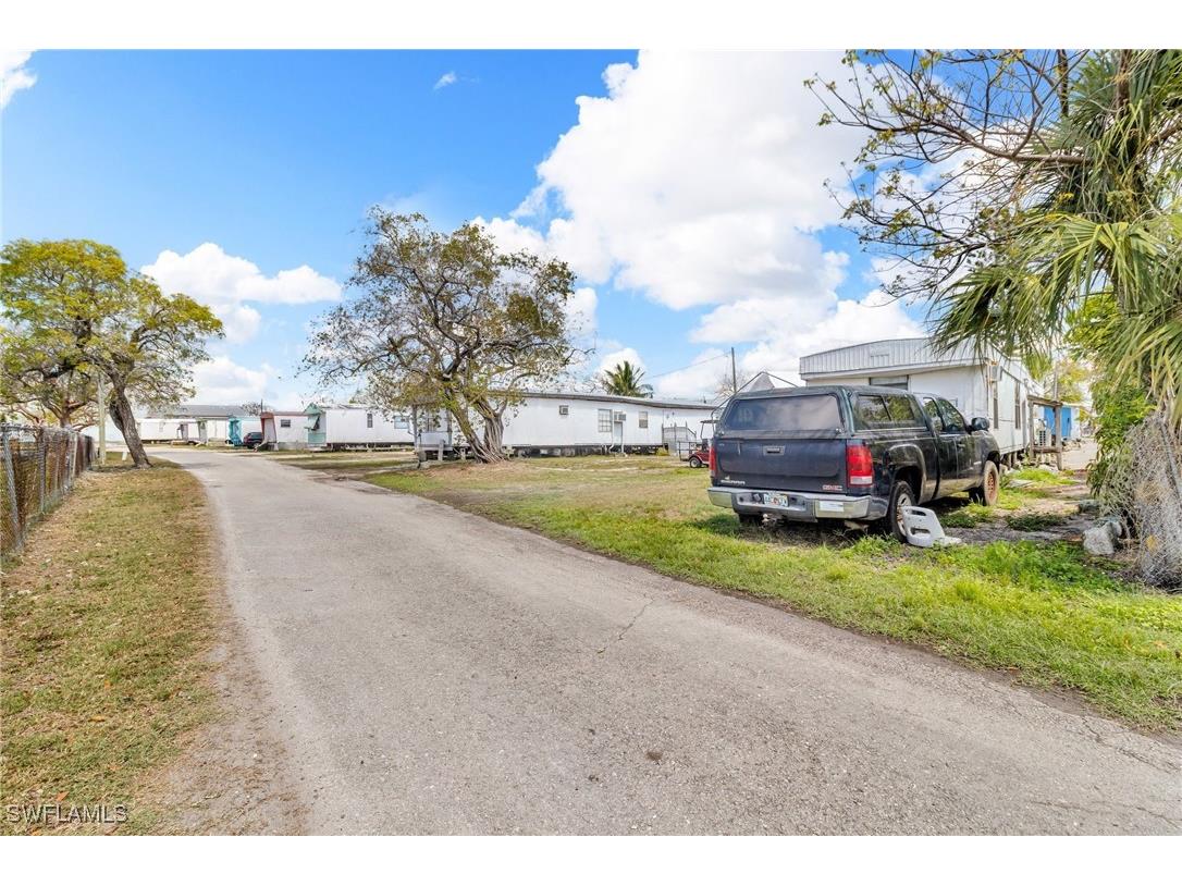 1165 Rewis Drive Chokoloskee FL 34138 225039610 image7